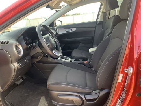 Used 2023 Kia Forte LXS FWD image 17