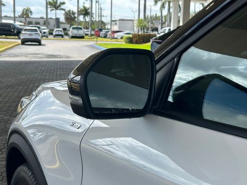 New 2026 Ford Explorer ST-Line w/ ST-Line Street Pack image 14