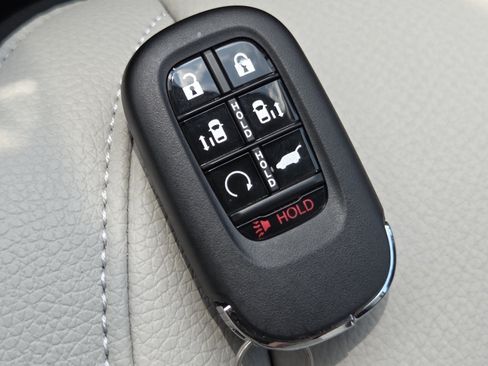 New 2026 Honda Odyssey Touring image 37