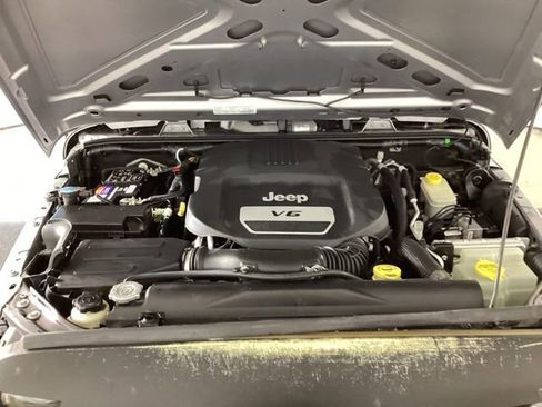 Used 2017 Jeep Wrangler Unlimited Sport AWD/4WD image 37