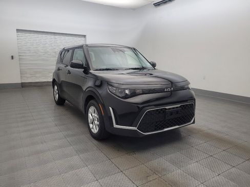 Used 2025 Kia Soul S image 13