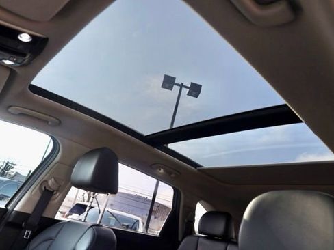 Certified 2023 Kia Sorento X-Line EX image 4