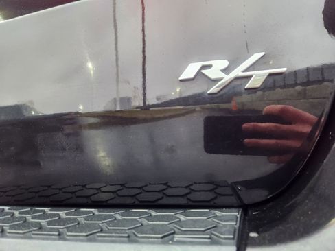 Used 2018 Dodge Durango R/T image 11