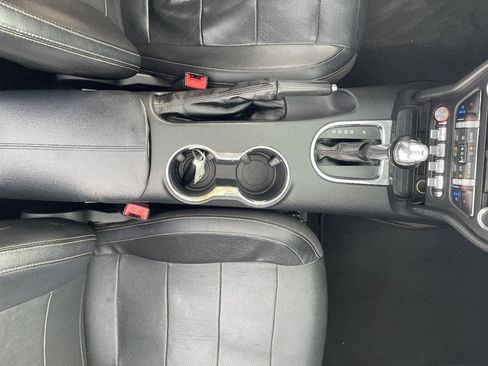 Used 2018 Ford Mustang Premium RWD image 24