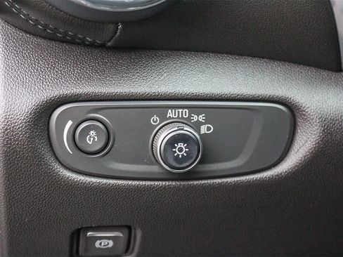 Used 2022 Chevrolet Blazer LT image 29