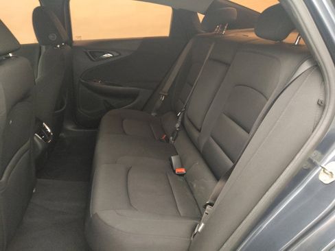 Used 2019 Chevrolet Malibu LT FWD image 18