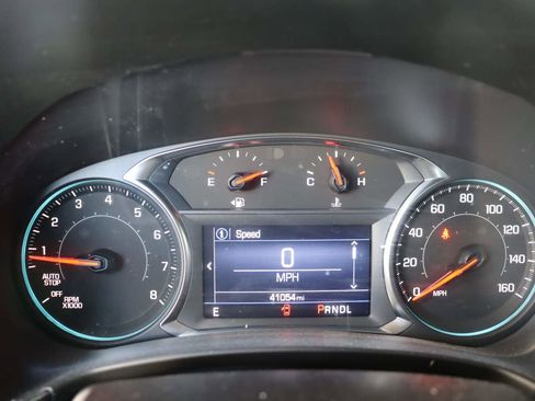 Used 2023 Chevrolet Equinox RS FWD image 10