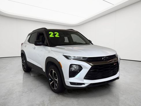 Used 2022 Chevrolet TrailBlazer RS w/ Sun and Liftgate Package AWD/4WD image 1