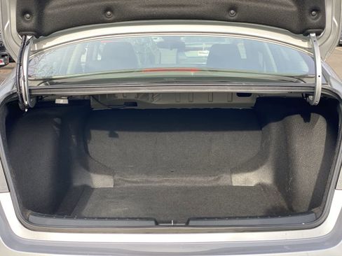 Used 2023 Honda Civic LX image 10