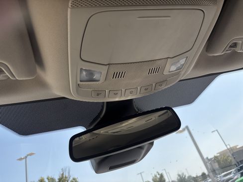 Used 2024 Ford Edge Titanium AWD/4WD image 31