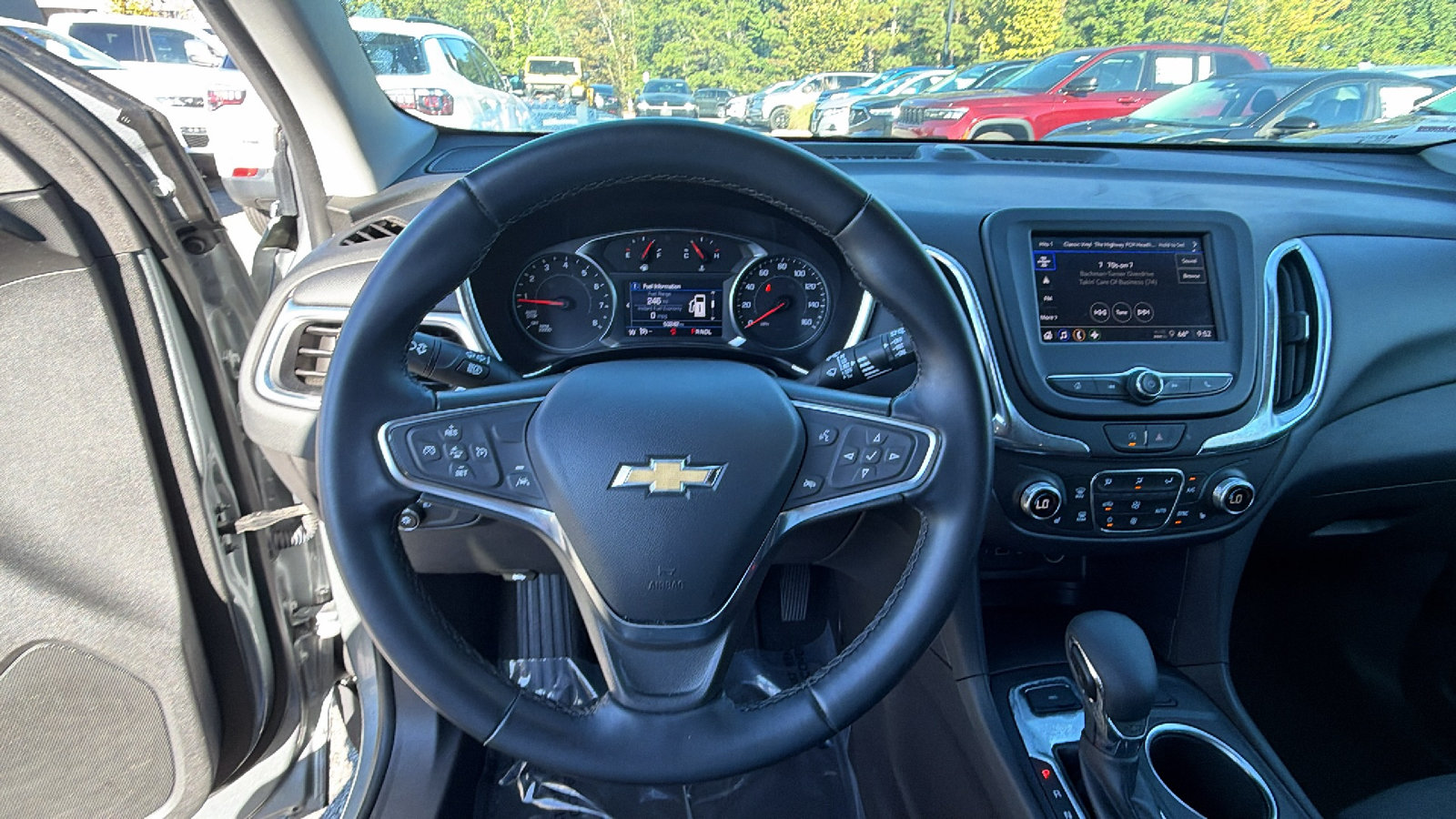 Used 2024 Chevrolet Equinox LT AWD/4WD image 25