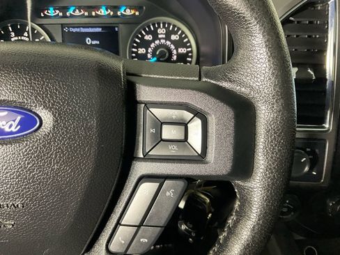 Used 2016 Ford F150 XLT w/ Equipment Group 302A Luxury image 25