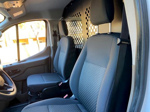 Used 2024 Ford Transit 250 Low Roof w/ Exterior Upgrade Package image 25