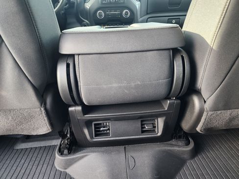 Used 2022 Chevrolet Silverado 1500 Custom Trail Boss image 18