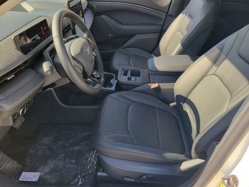 New 2025 Ford Mustang Mach-E Premium image 7