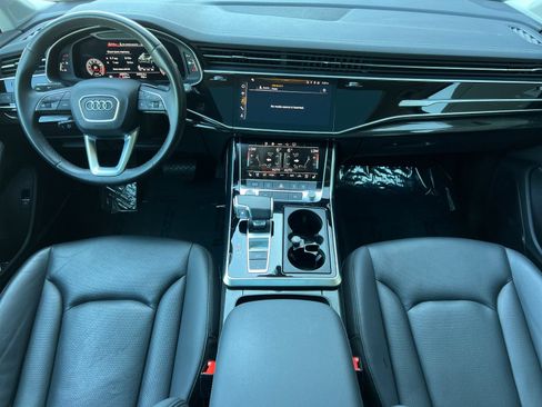 Used 2023 Audi Q7 3.0T Premium Plus w/ Premium Plus Package AWD/4WD image 13