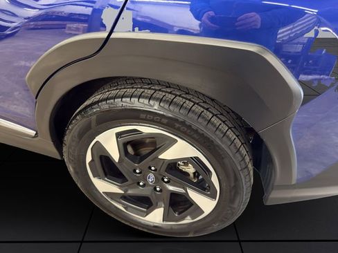Used 2024 Subaru Crosstrek 2.5i Limited AWD/4WD image 24