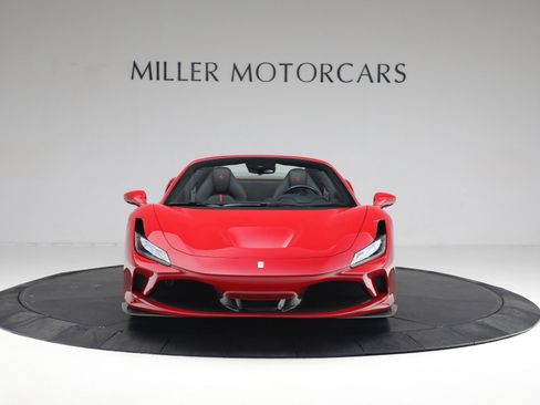 Certified 2021 Ferrari F8 Tributo image 13