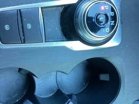 Used 2020 Ford Escape SE AWD/4WD image 32