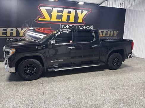 Used 2020 GMC Sierra 1500 SLT w/ SLT Premium Plus Package AWD/4WD image 3