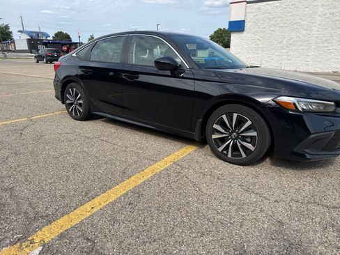 Used 2024 Honda Civic EX image 16
