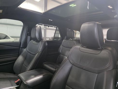 Used 2020 Ford Explorer ST w/ ST Street Pack AWD/4WD image 18