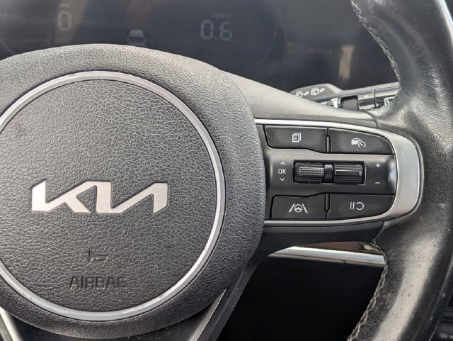Used 2024 Kia Sportage EX FWD image 19