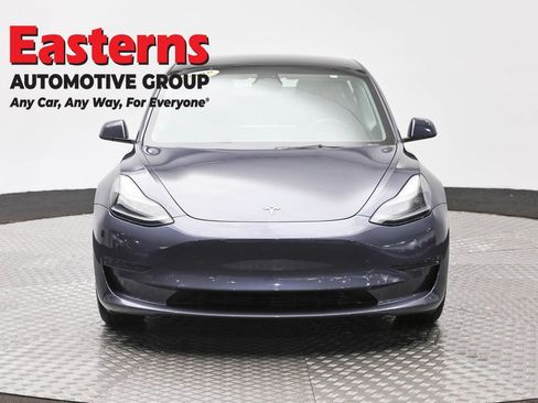 Used 2023 Tesla Model 3 Standard Range RWD image 2