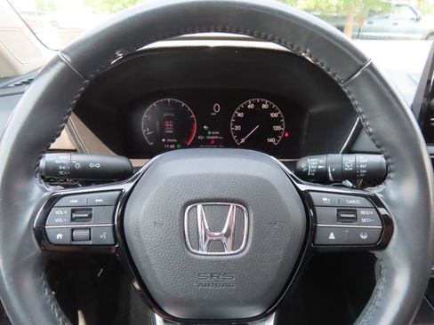 Used 2025 Honda CR-V EX-L image 18