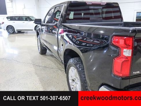 Used 2019 Chevrolet Silverado 1500 LTZ w/ LTZ Plus Package AWD/4WD image 18