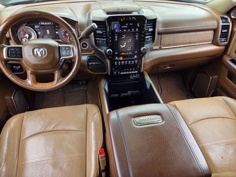 Used 2020 RAM 3500 Limited image 9