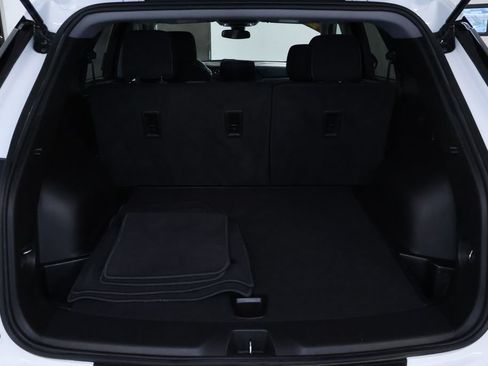 Used 2025 Chevrolet Blazer LT AWD/4WD image 15