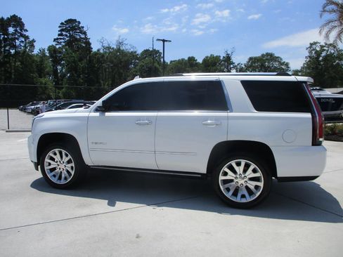 Used 2017 GMC Yukon Denali w/ Open Road Package RWD image 10