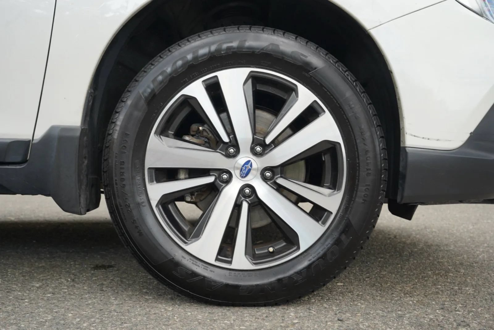 Used 2018 Subaru Outback 2.5i Limited w/ Popular Package #2 AWD/4WD image 18