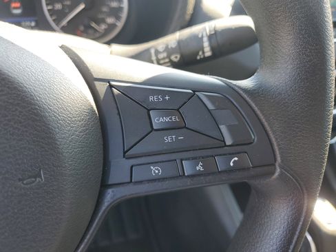 Used 2025 Nissan Sentra S FWD image 16