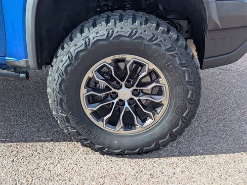 Used 2018 Chevrolet Colorado ZR2 image 10