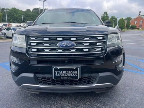 Used 2016 Ford Explorer Limited w/ Equipment Group 301A FWD image 3