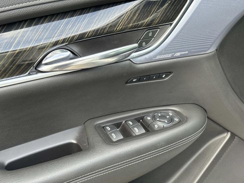 Used 2020 Cadillac XT6 Premium Luxury image 20