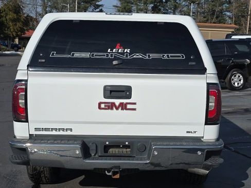 Used 2018 GMC Sierra 1500 SLT w/ SLT Premium Package image 5