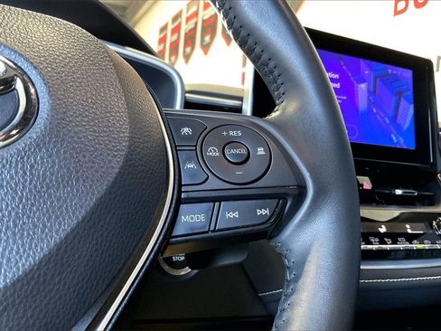 Used 2024 Toyota Corolla SE image 9