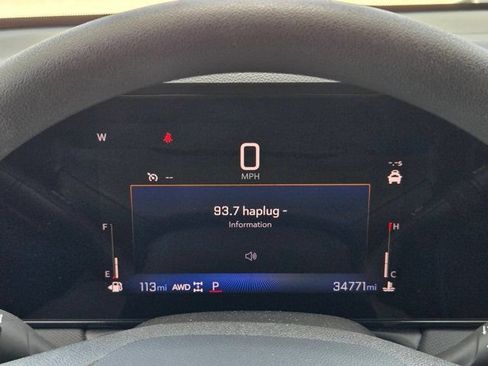 Used 2025 Chevrolet TrailBlazer LT AWD/4WD image 16