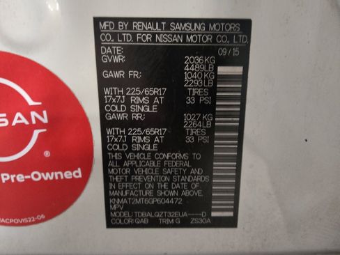 Used 2016 Nissan Rogue SV image 33