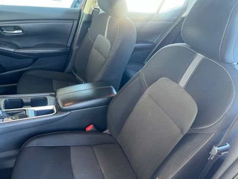 Used 2020 Nissan Sentra SV w/ Trunk Package FWD image 5