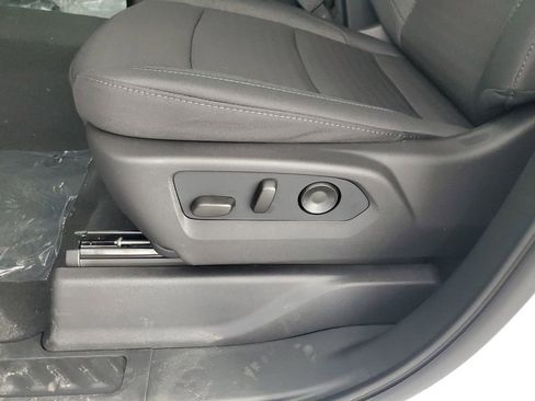 New 2026 Chevrolet Silverado 2500 Custom w/ Custom Value Package AWD/4WD image 29