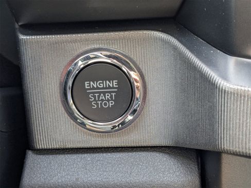 New 2025 Ford F250 Platinum image 8