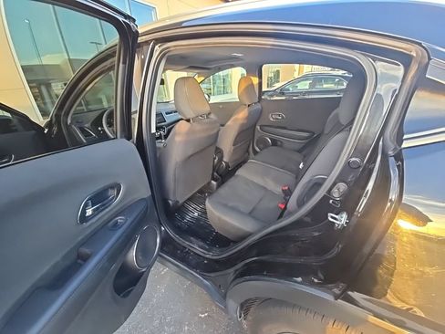 Used 2022 Honda HR-V EX image 16