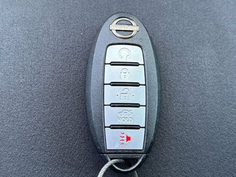 Used 2025 Nissan Altima 2.5 SV FWD image 20