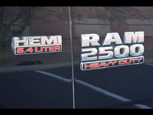 Used 2015 RAM 2500 Tradesman w/ Chrome Appearance Group image 45