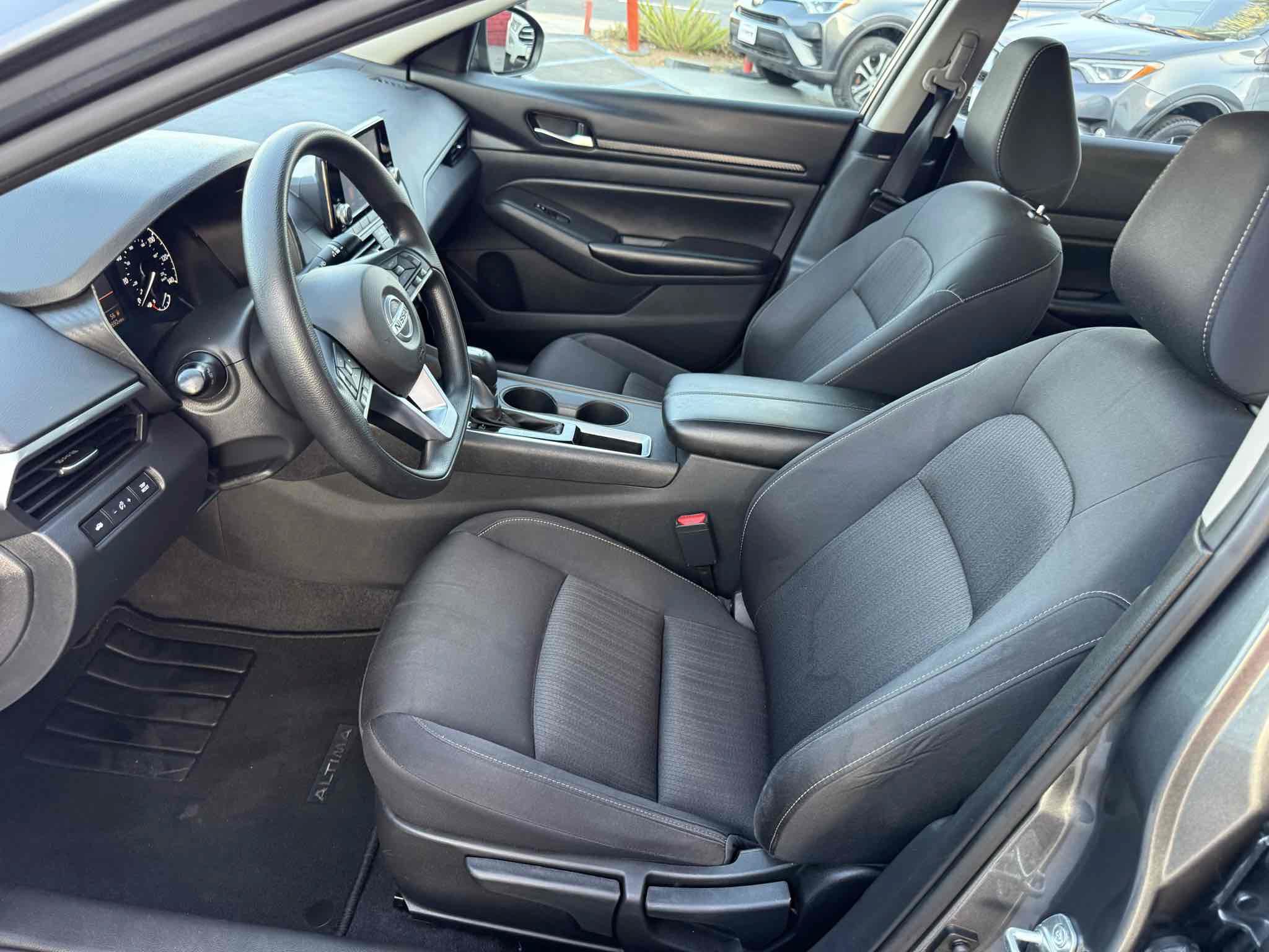 Used 2022 Nissan Altima 2.5 S FWD image 19