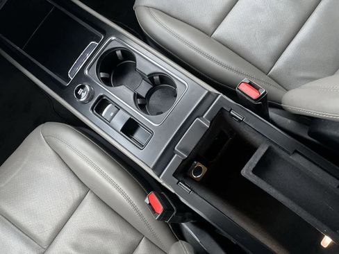 Used 2023 Lincoln Corsair Reserve w/ Equipment Group 201A image 25